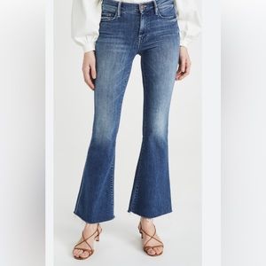 MOTHER The Weekender Fray Denim Jean in Groovin Size 26